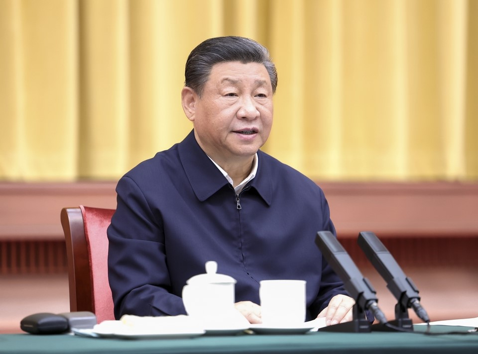 2024年3月20日下午，中共中央總書記、國(guó)家主席、中央軍委主席習(xí)近平在湖南省長(zhǎng)沙市主持召開新時(shí)代推動(dòng)中部地區(qū)崛起座談會(huì)并發(fā)表重要講話。新華社記者 鞠鵬 攝 